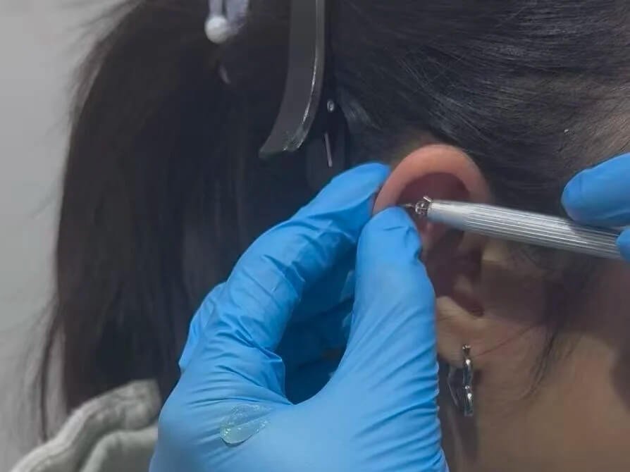 getting a cartilage piercing